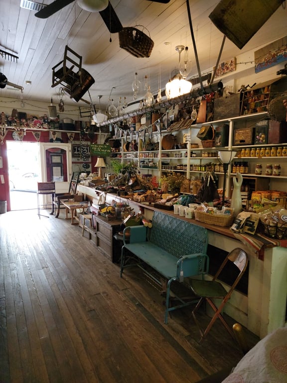 Rabbit Hash General Store