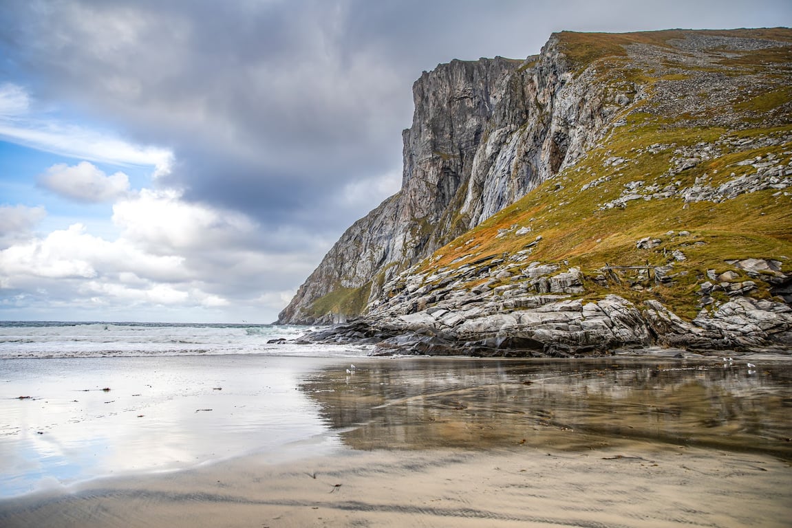 Kvalvika Beach