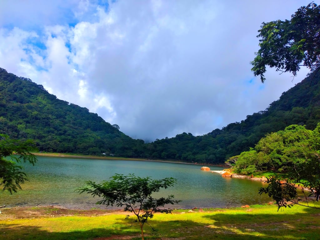 Laguna de Alegría