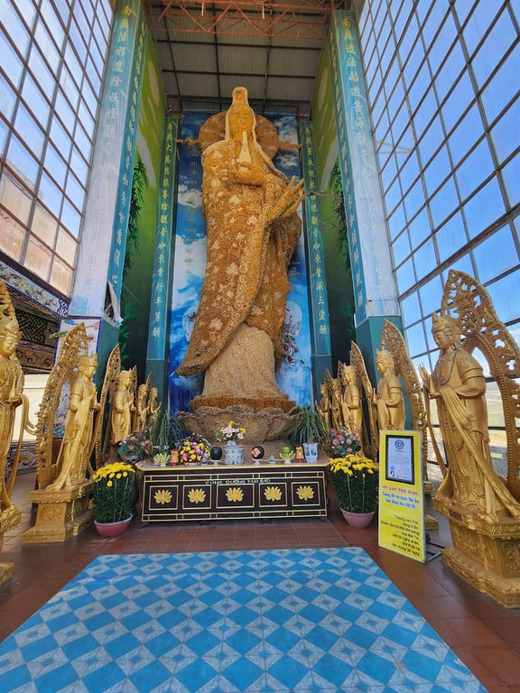 Linh Phuoc Pagoda