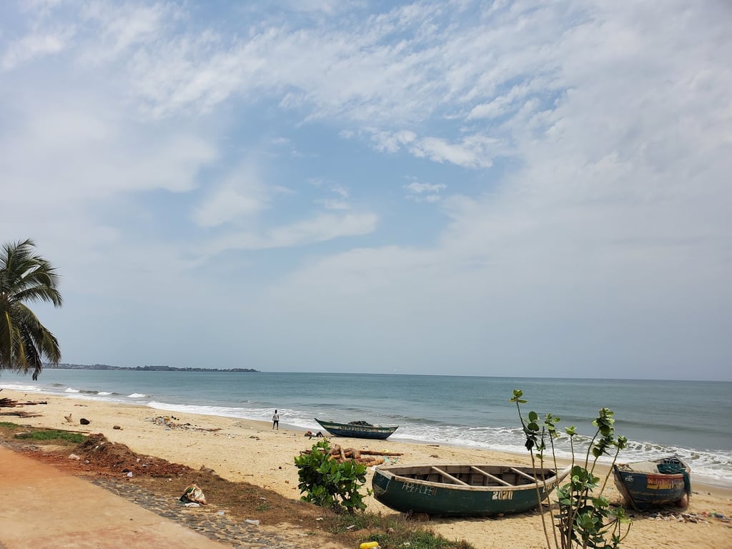 Lungi Beach