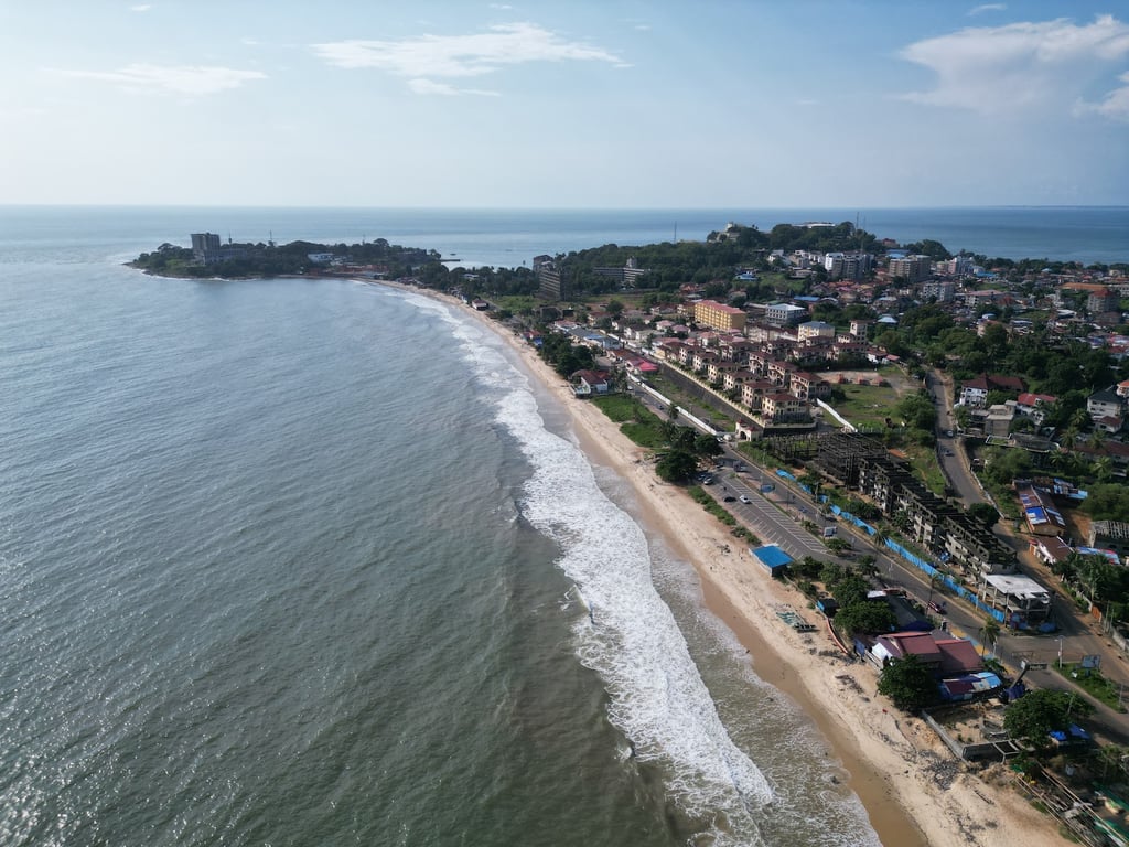 Lungi Beach