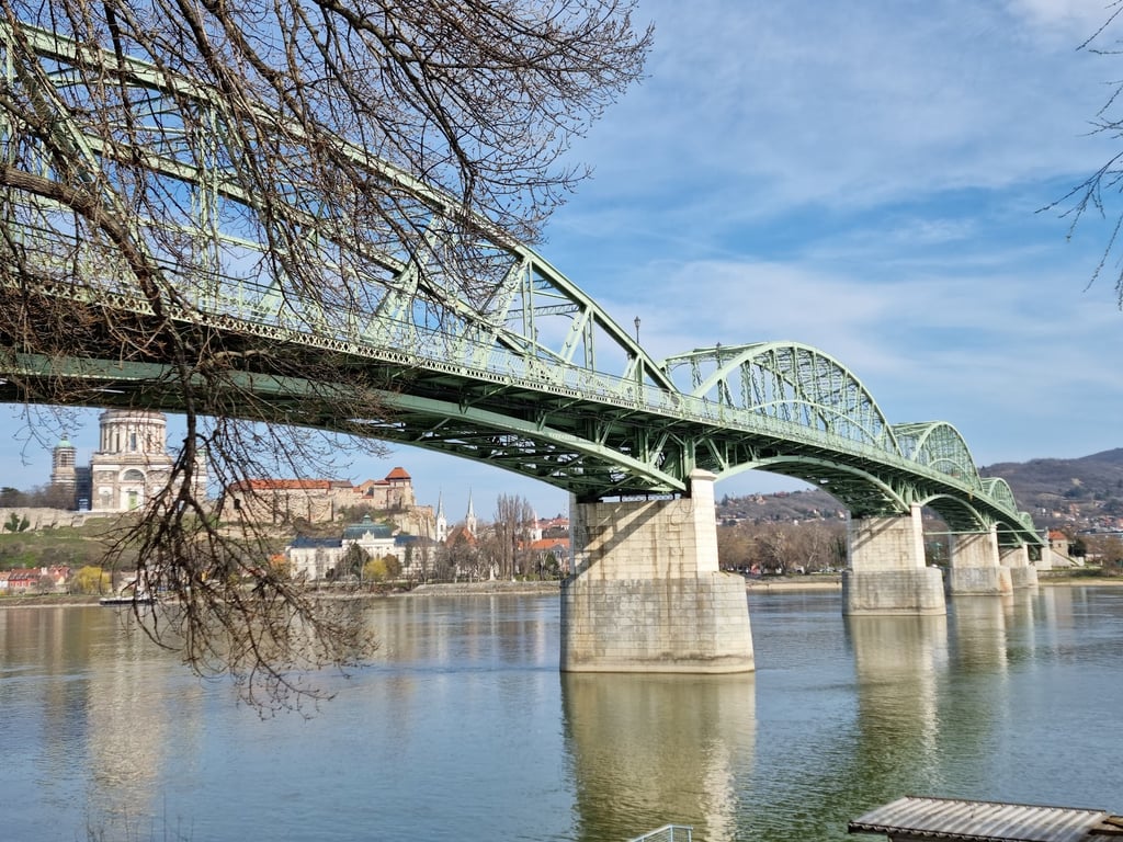Mária Valéria Bridge