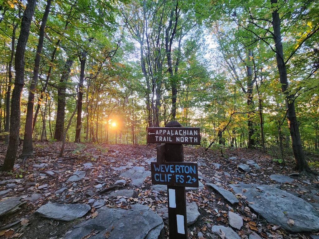 Weverton Cliffs