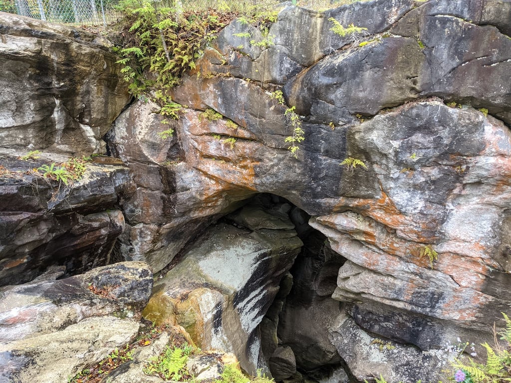Natural Bridge State Park