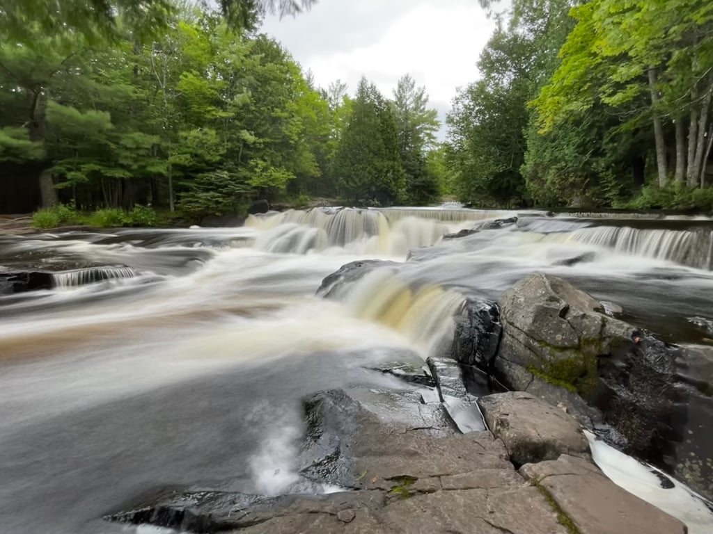 Bond Falls