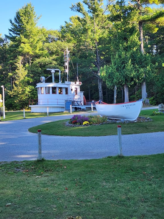 Forty Mile Point Lighthouse