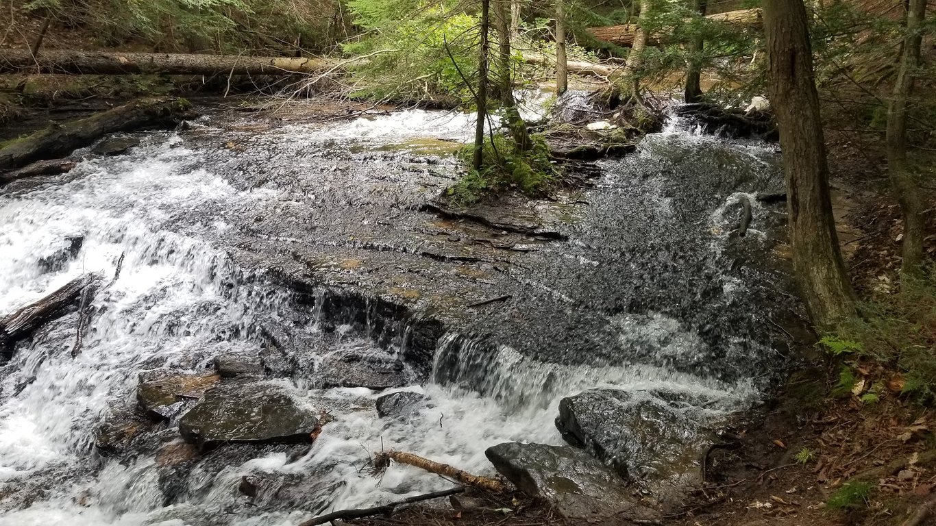 Wagner Falls Scenic Site