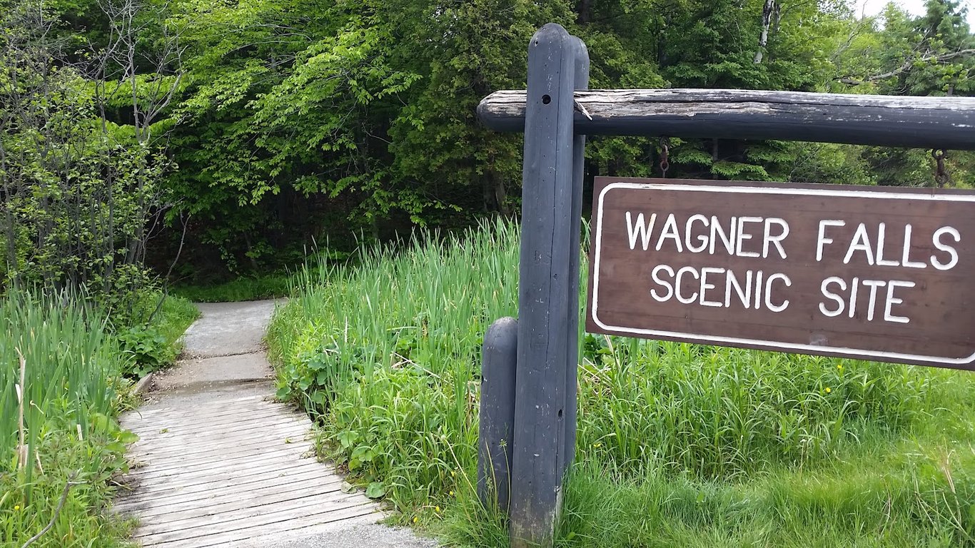Wagner Falls Scenic Site