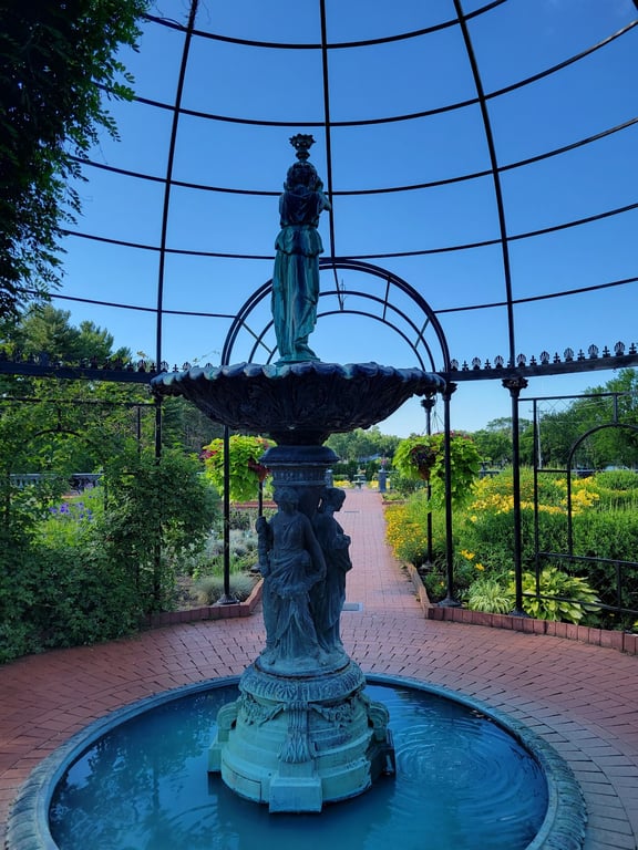 Munsinger & Clemens Gardens