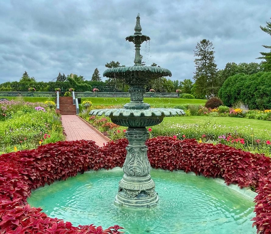 Munsinger & Clemens Gardens