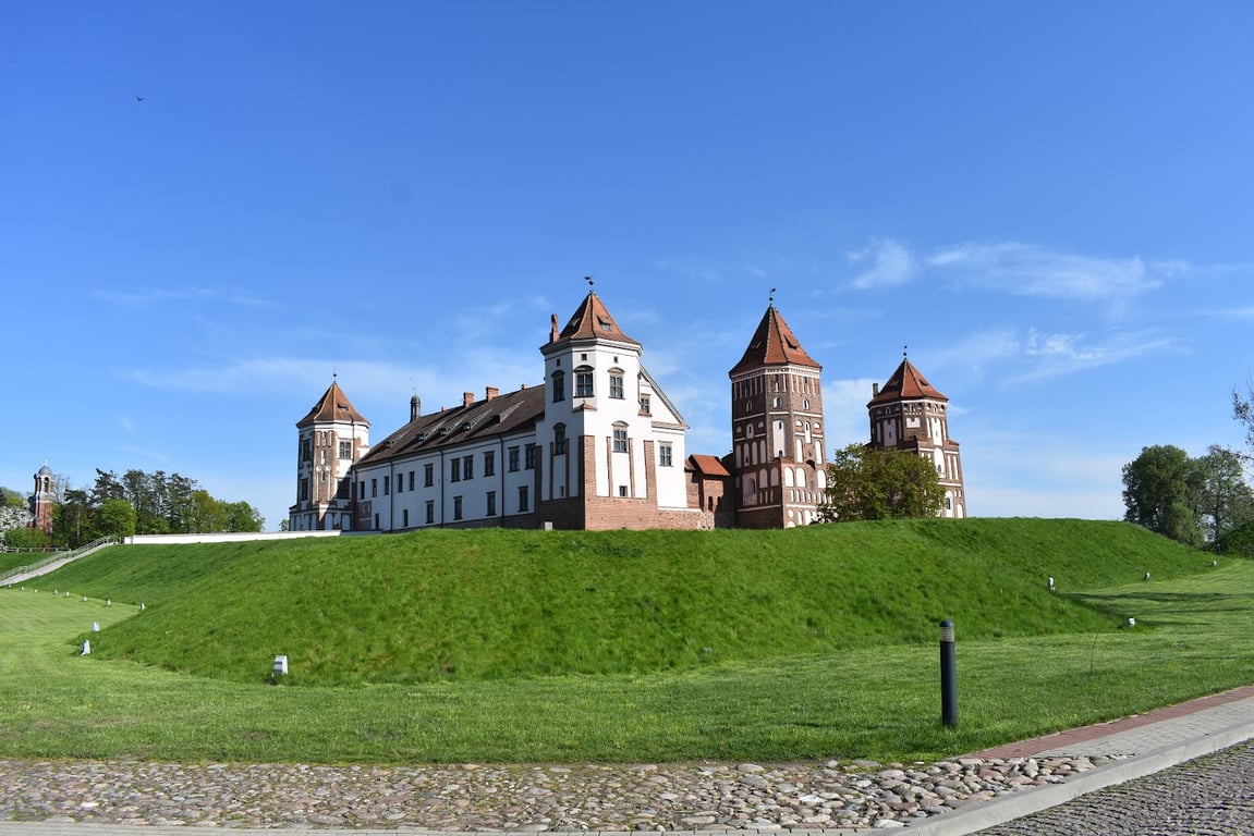 Mir Castle Island Bridge