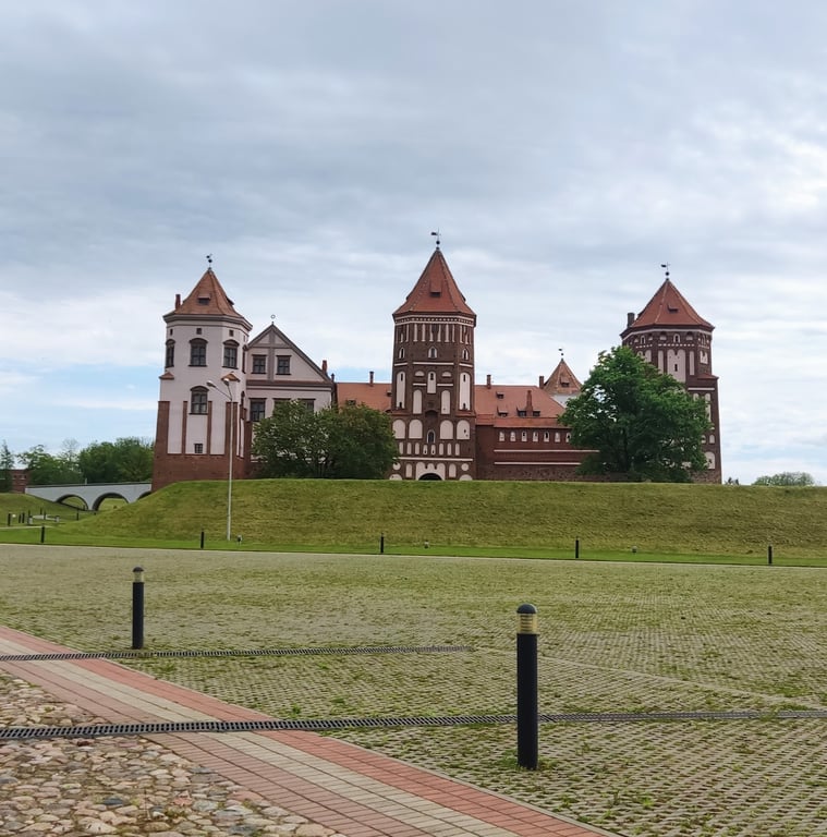 Mir Castle Island Bridge