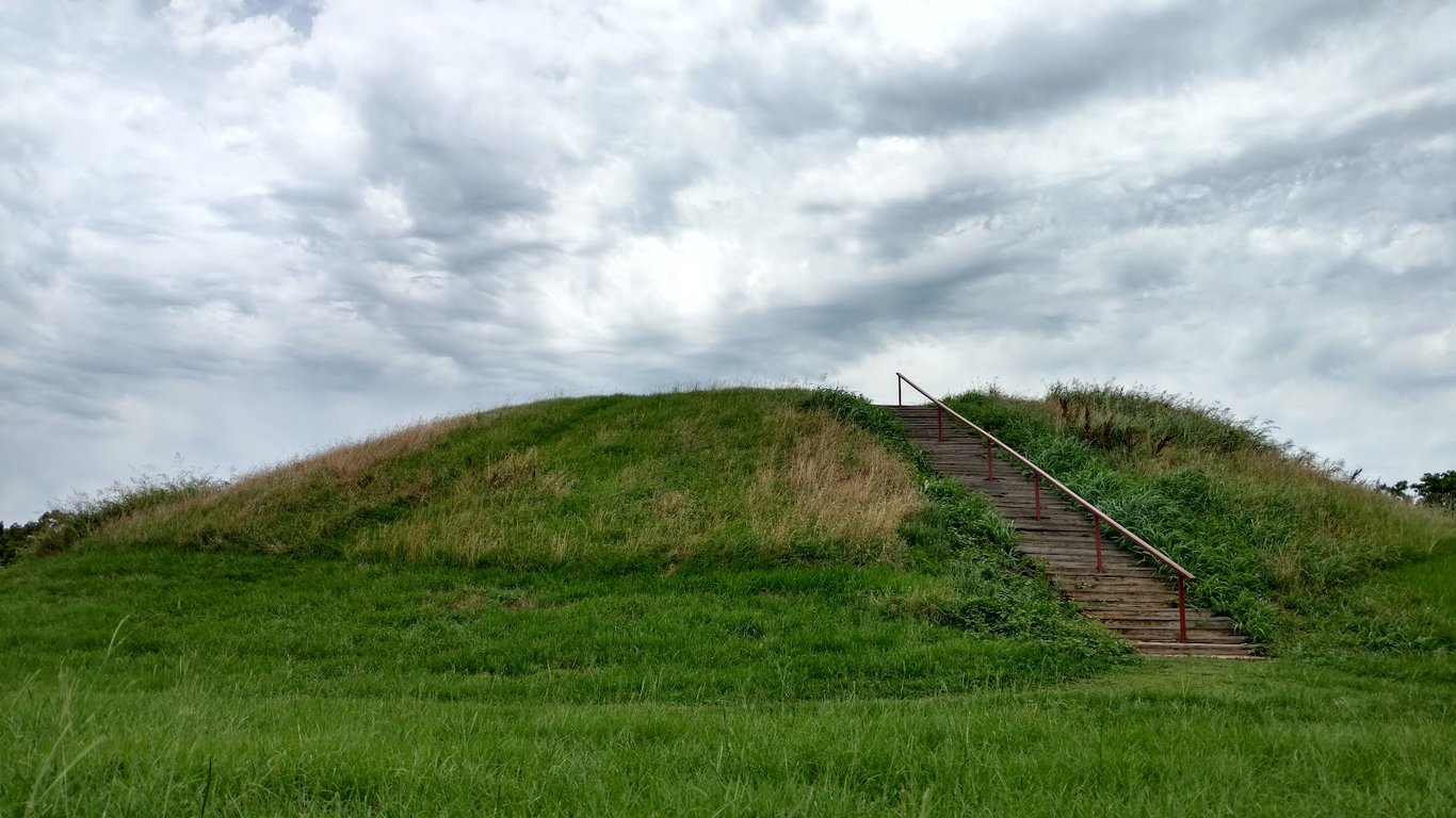 Emerald Mound Site