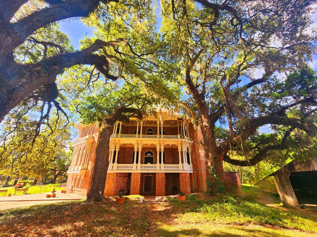 Longwood Mansion