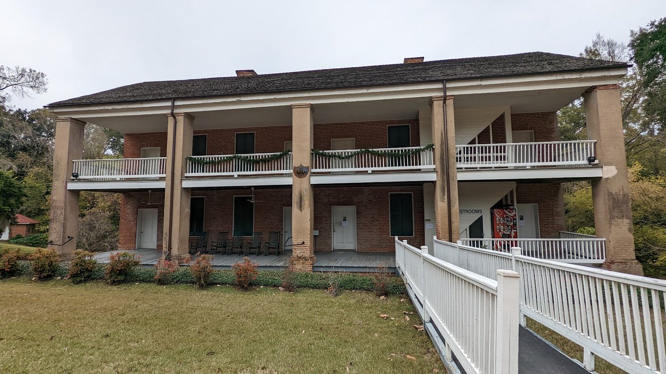 Longwood Mansion