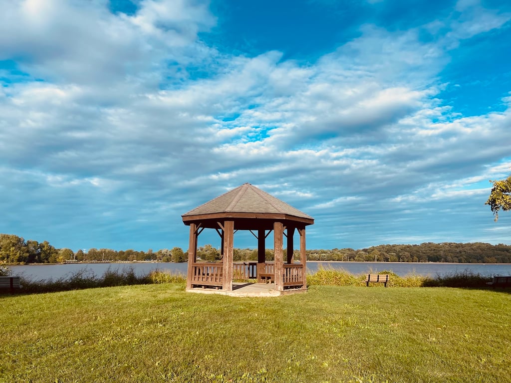 Creve Coeur Lake Memorial Park