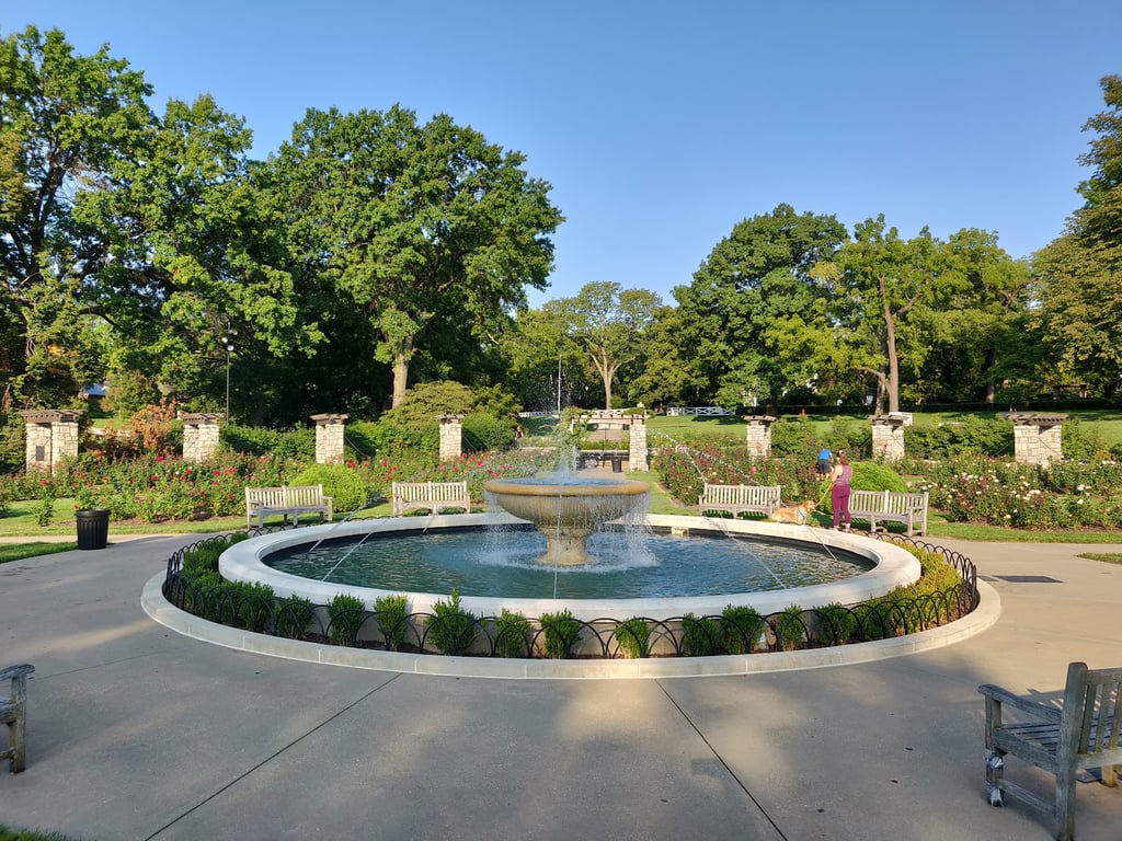 Loose Park Rose Garden