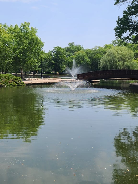 Loose Park Rose Garden