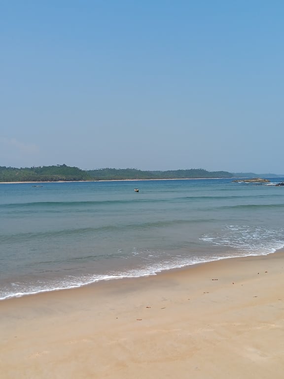 Monogaga Beach