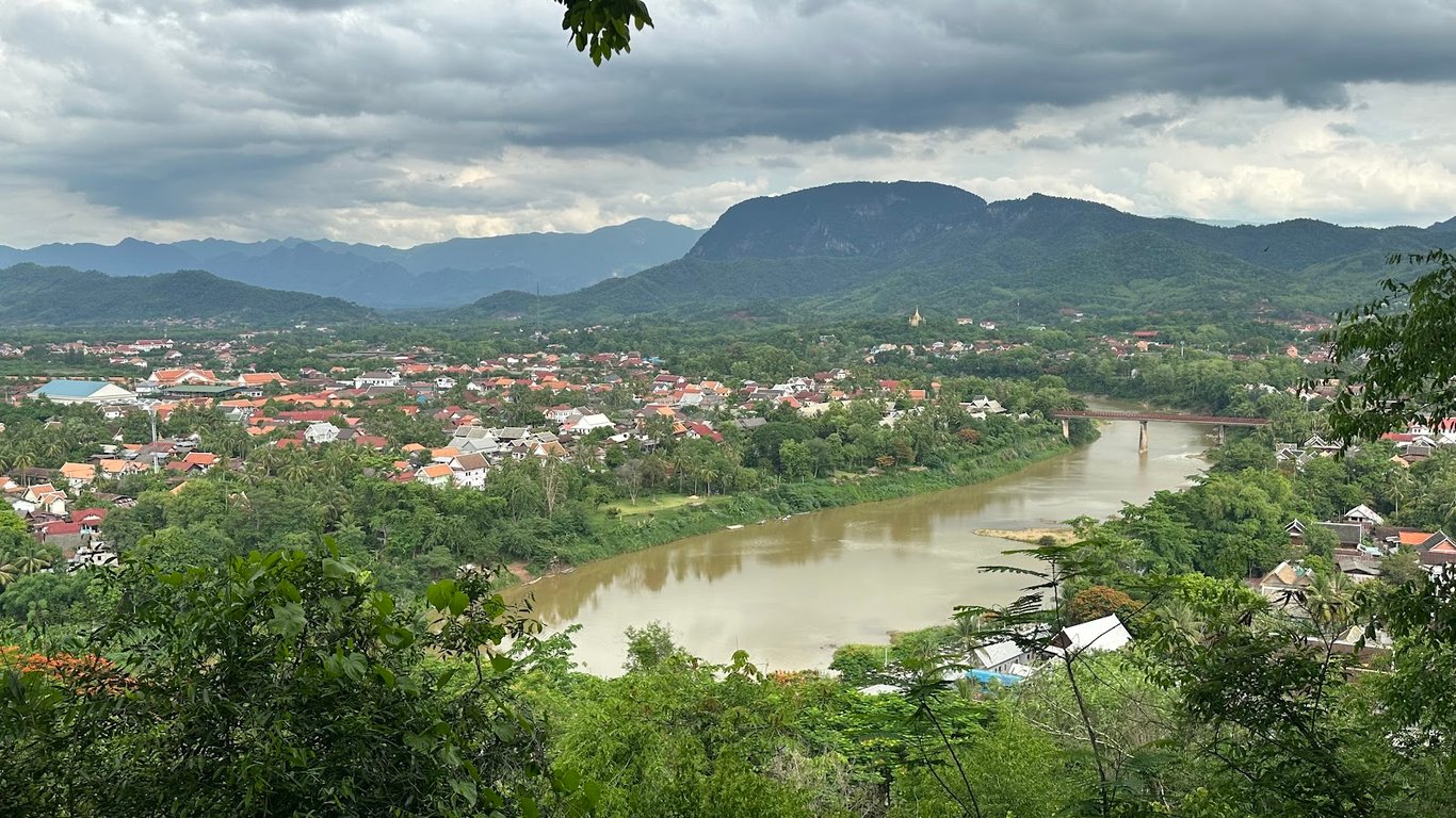 Mount Phousi