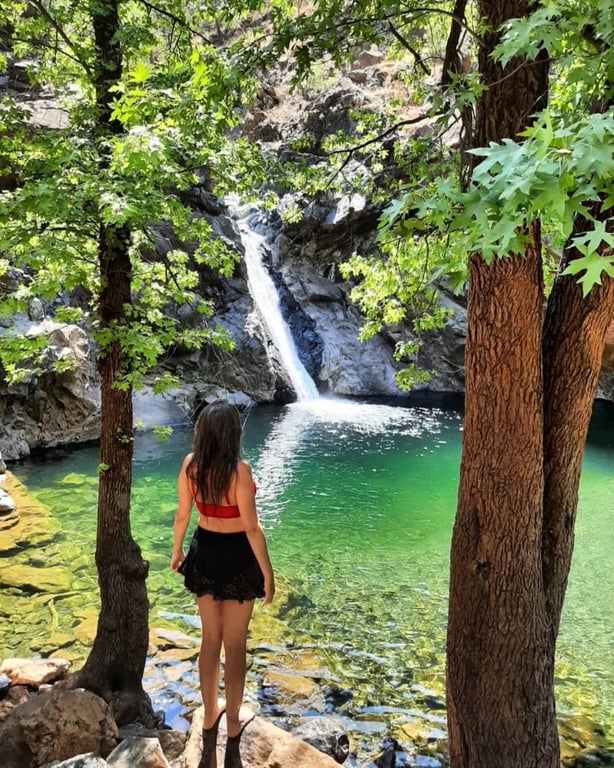 Toparlar Şelalesi