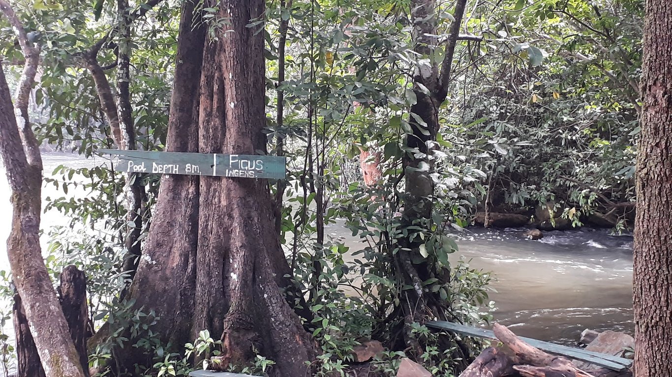 Mumbuluma Falls
