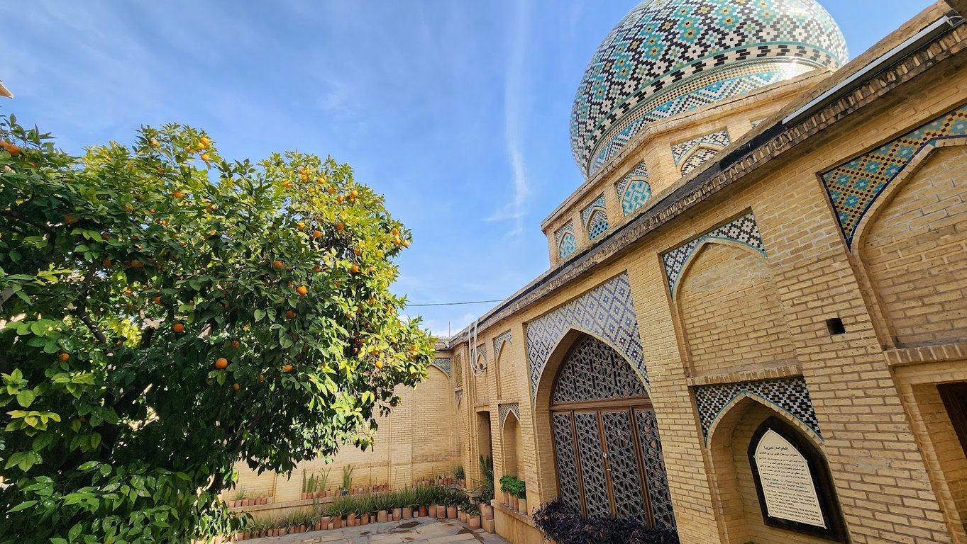 Nasir al-Mulk Mosque