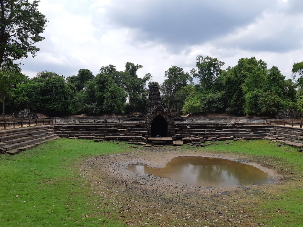 Neak Pean