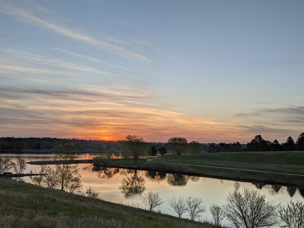 Holmes Lake Park
