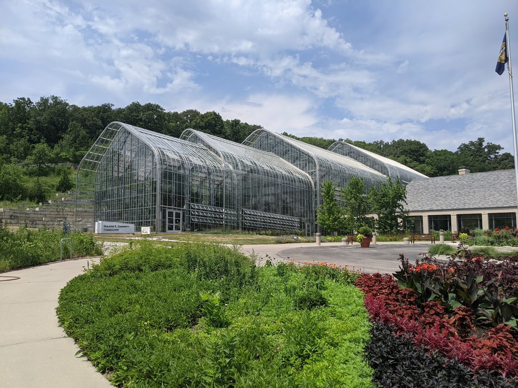 Lauritzen Gardens