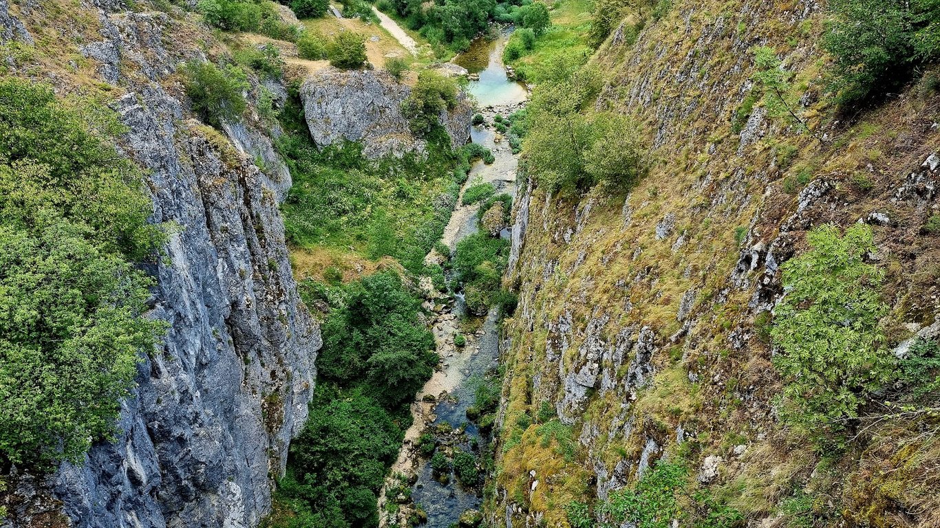 Nevidio Canyon