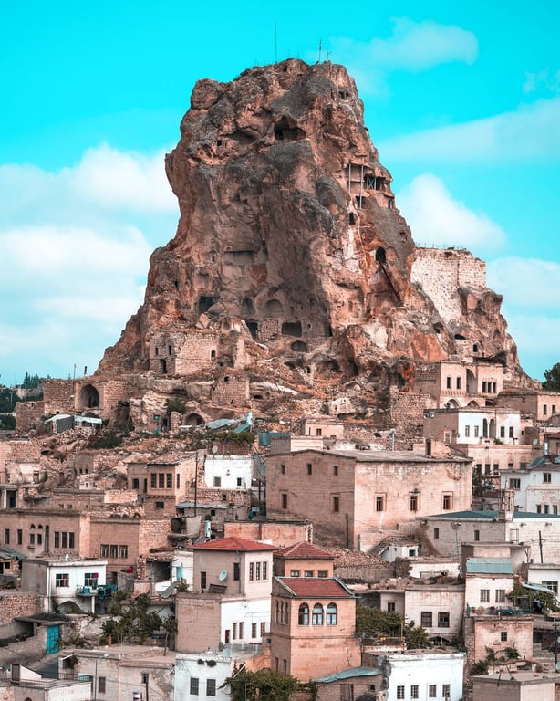 Ortahisar  Kalesi