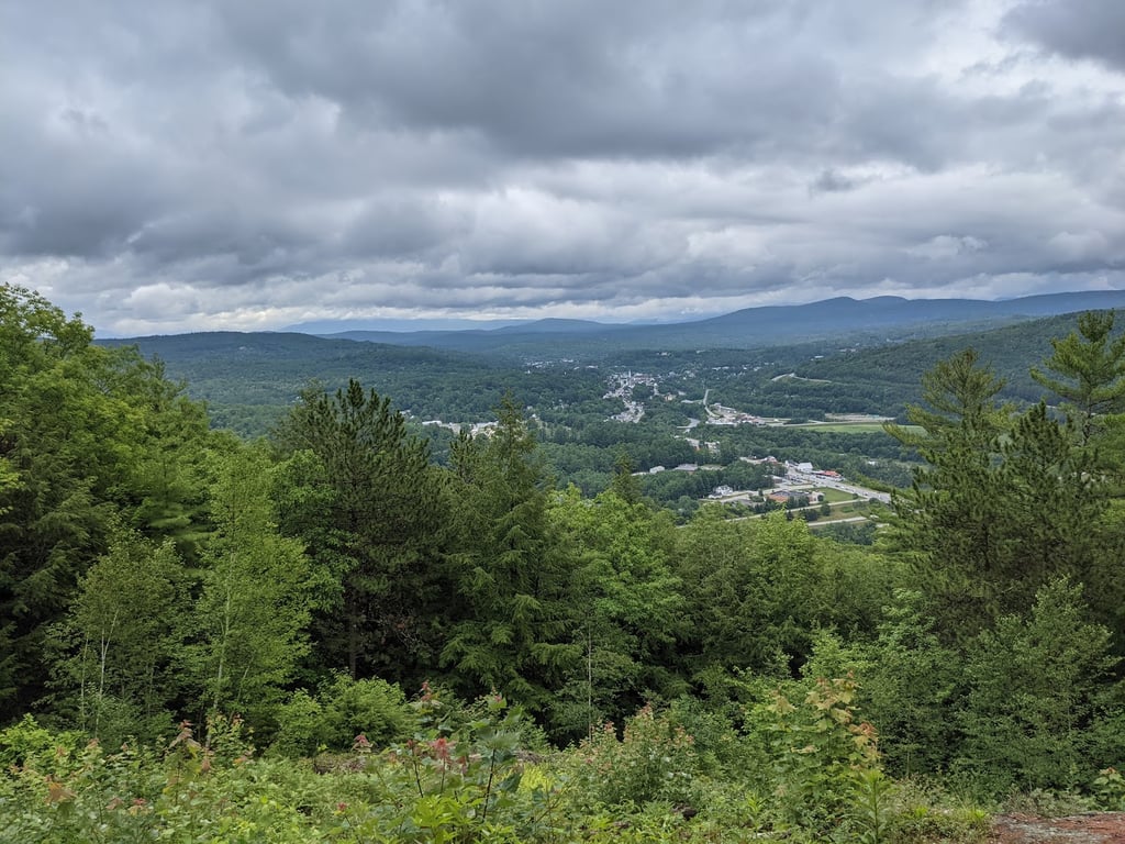 Kilburn Crags Trail Overlook