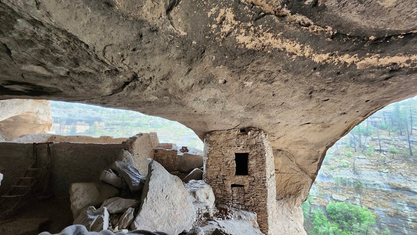 Gila Cliff Dwellings NM