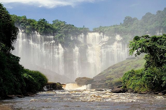 Nganda Yala Falls
