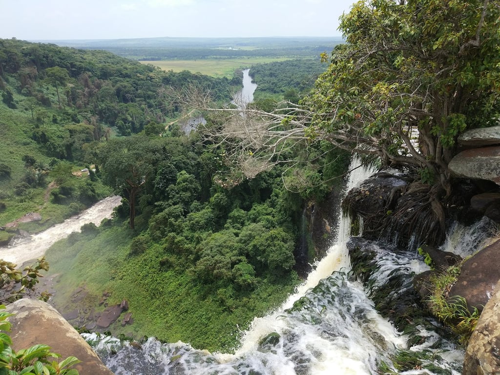 Nganda Yala Falls