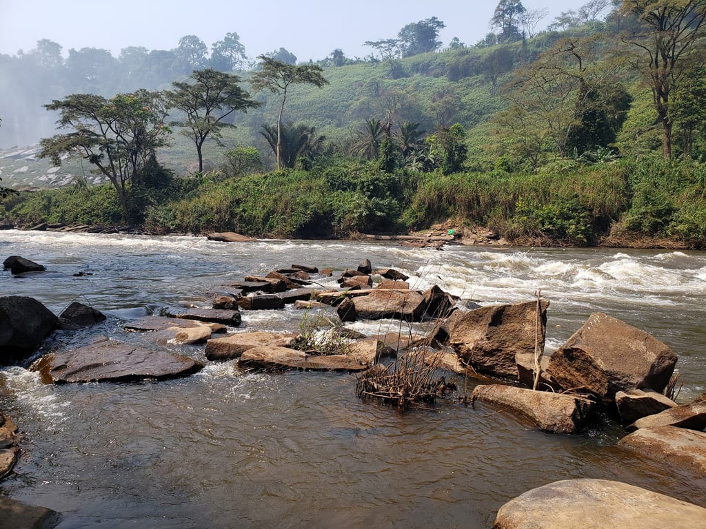 Nganda Yala Falls