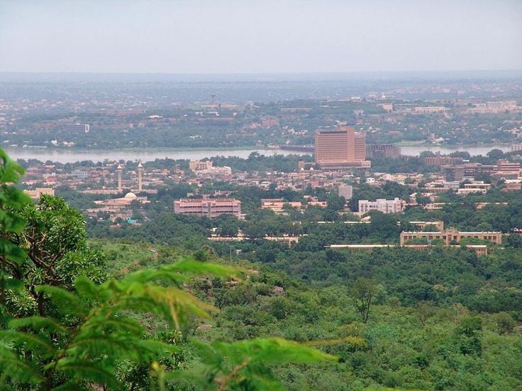 Niger River Promenade