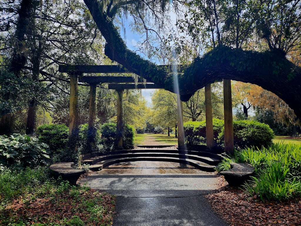 Airlie Gardens