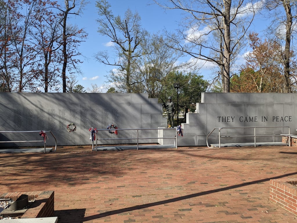 Lejeune Memorial Gardens