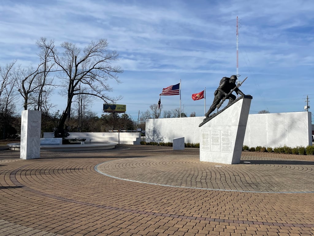 Lejeune Memorial Gardens