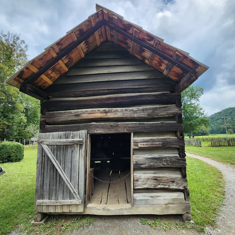 Oconaluftee Visitor Center