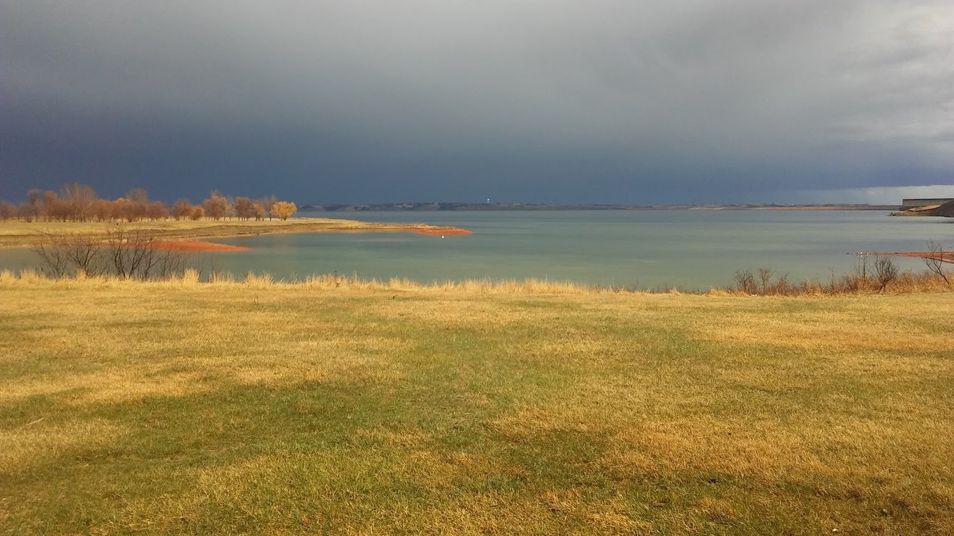 Lake Sakakawea State Park