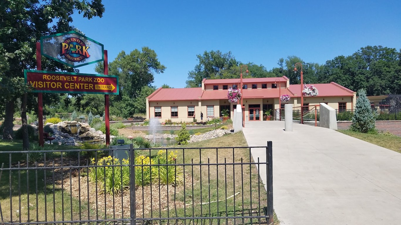 Roosevelt Park Zoo gardens