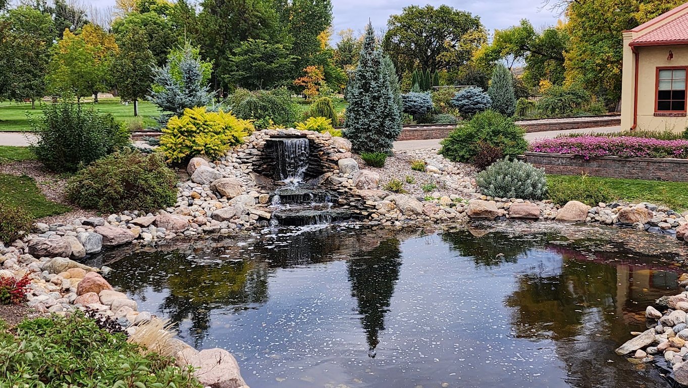 Roosevelt Park Zoo gardens