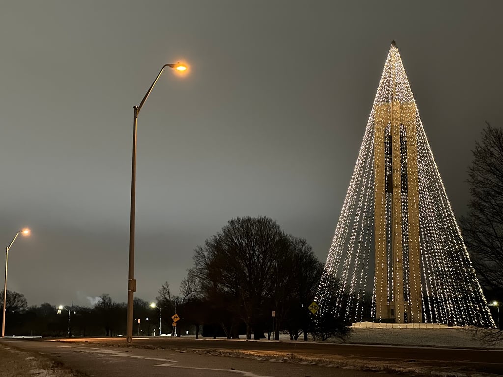 Carillon Historical Park