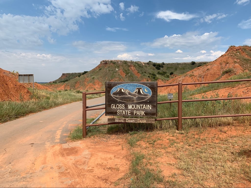 Gloss Mountain State Park
