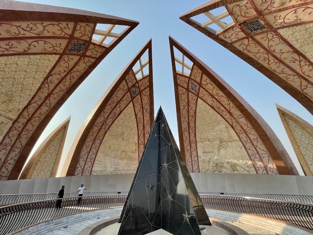 Pakistan Monument