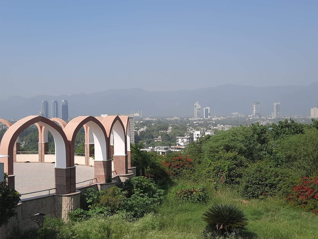 Pakistan Monument